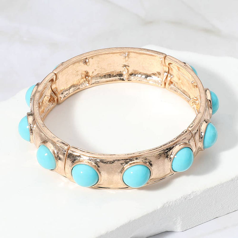 Sensibling Corp: Bead Pearl Embellished Hammered Metal Stretch Bracelet in Green