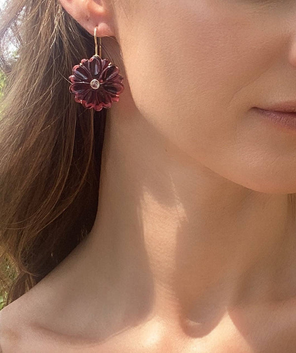 Amelia Rose Jewelry Magnolia Earring: Champagne