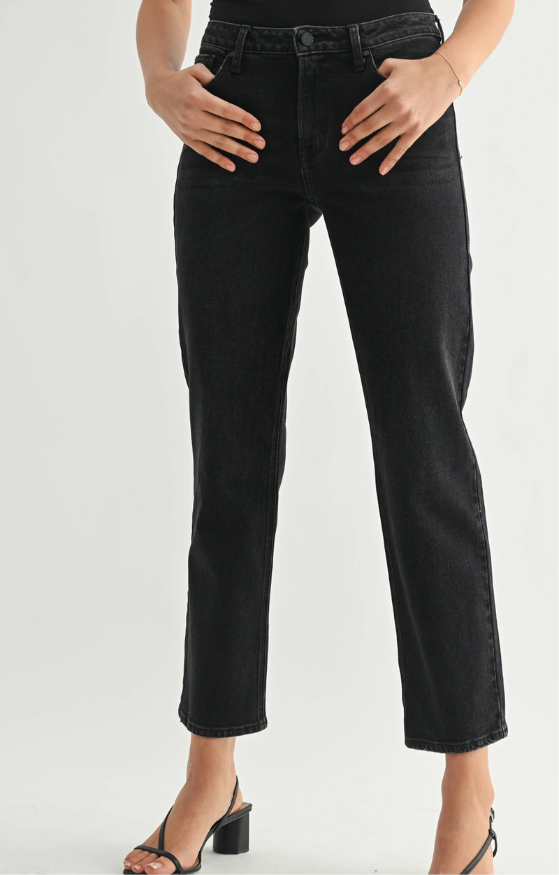 JUST BLACK DENIM - Black Clean Mid Rise Straight Jeans