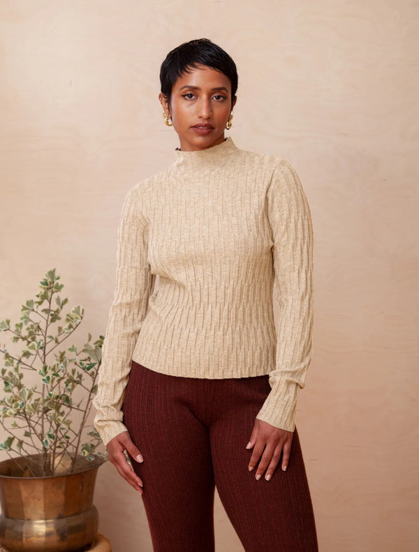 Kerisma: Daza Top in Ecru