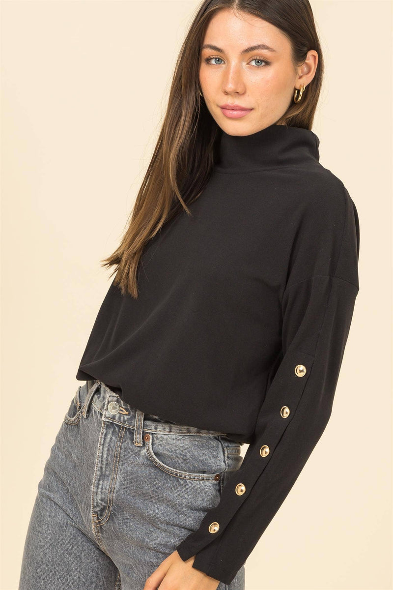 HYFVE - Cuddly classic buttoned pullover top
